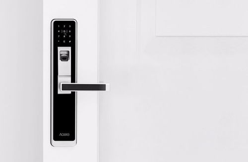 這把智能門鎖讓你以后出門只用帶手機